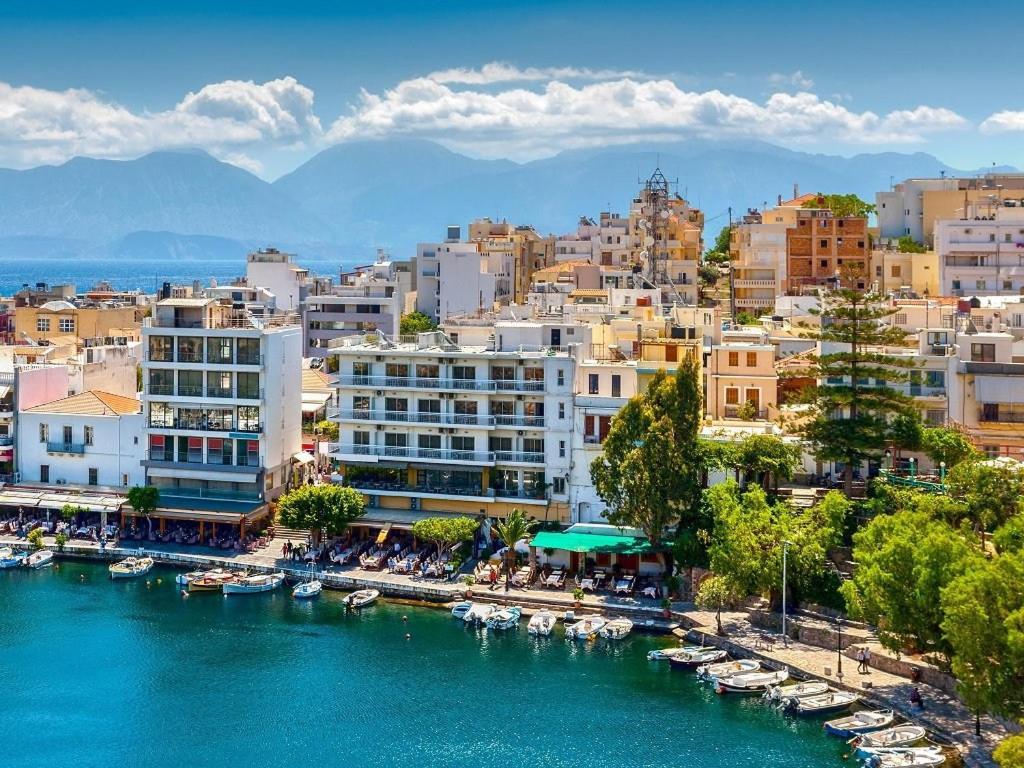 Jelena Apartments By The Sea Agios Nikolaos Exteriör bild